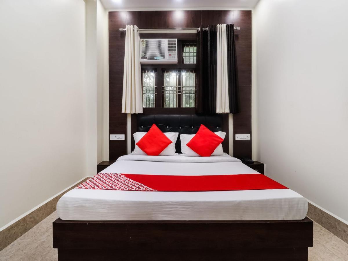 Oyo 77158 Hotel Swastik Palace Bhiwandi Екстериор снимка